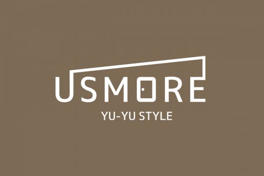 USMORE ロゴ